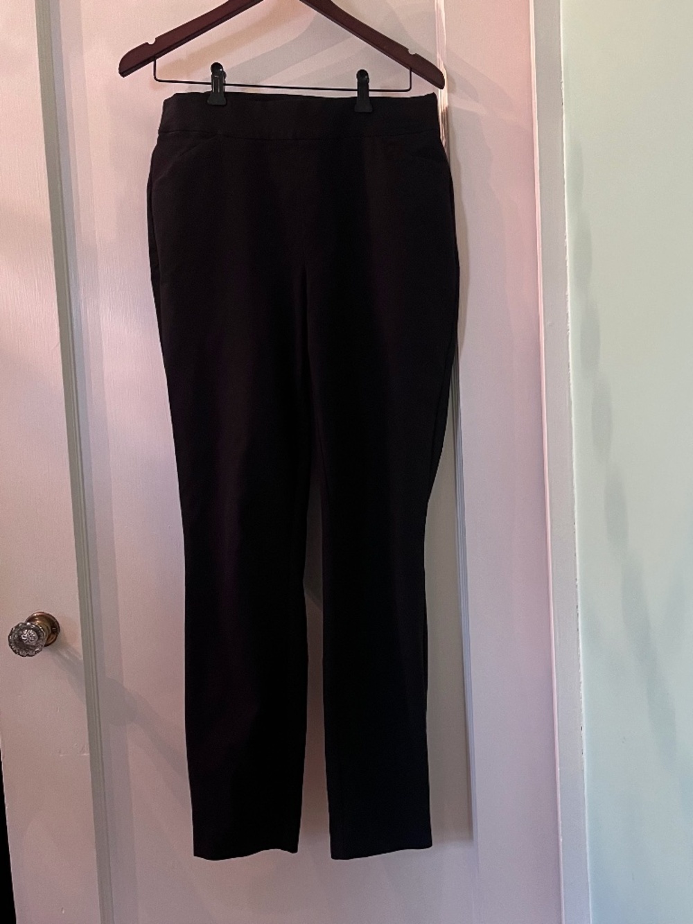 Denver Hayes Straight-Leg Black Slim Pull-On Pants NWOT 8